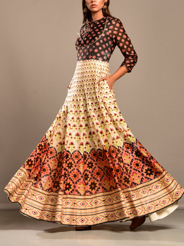 Anarkali, Anarkali, Gown, Gowns, Printed, Highlighted, Floor length, Chanderi Silk, Silk, Regular wear, Party wear